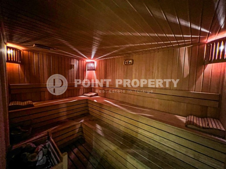 Стильная двухуровневая квартира с дизайнерским ремонтом, на 4-м этаже с мансардой, в 750 метрах от моря-id-6560-фото-19