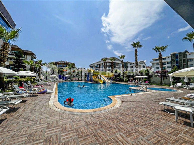 Стильная двухуровневая квартира с дизайнерским ремонтом, на 4-м этаже с мансардой, в 750 метрах от моря-id-6560-фото-23