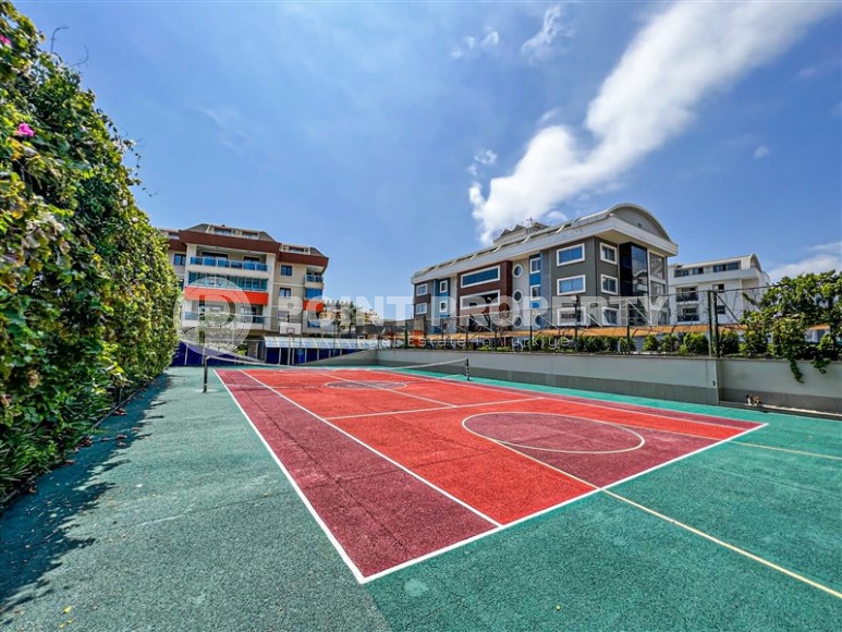 Стильная двухуровневая квартира с дизайнерским ремонтом, на 4-м этаже с мансардой, в 750 метрах от моря-id-6560-фото-25