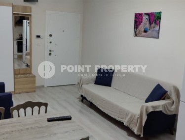 Небольшая меблированная квартира на 8-м этаже, в центре курортного района Мерсина - Эрдемли-id-6564-фото-2