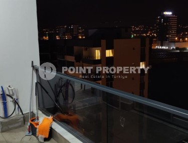 Небольшая меблированная квартира на 8-м этаже, в центре курортного района Мерсина - Эрдемли-id-6564-фото-5