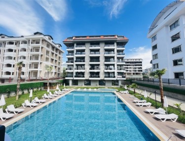 Компактная новая квартира с чистовой отделкой, на 3-м этаже в современном жилом комплексе, в 100 метрах от моря-id-6567-фото-1