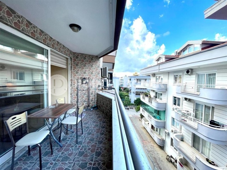 Готовая к проживанию квартира с мебелью и бытовой техникой, в 200 метрах от пляжа, в центре района Нижняя Оба-id-6570-фото-11