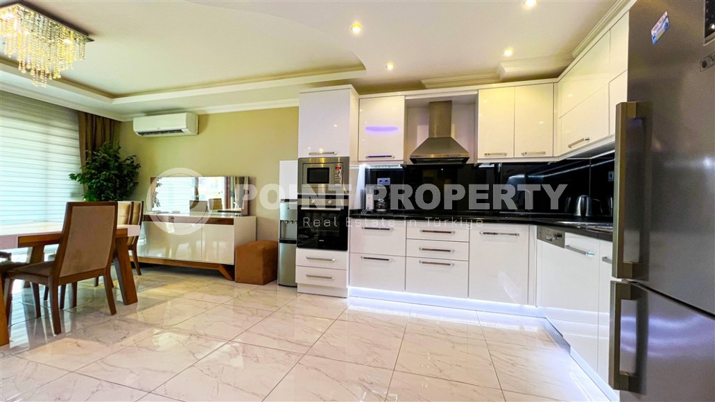 Stylish, modern apartment with comfortable high-quality furniture and the latest appliances, 850 meters from the sea, in the center of Oba district-id-6572-photo-5