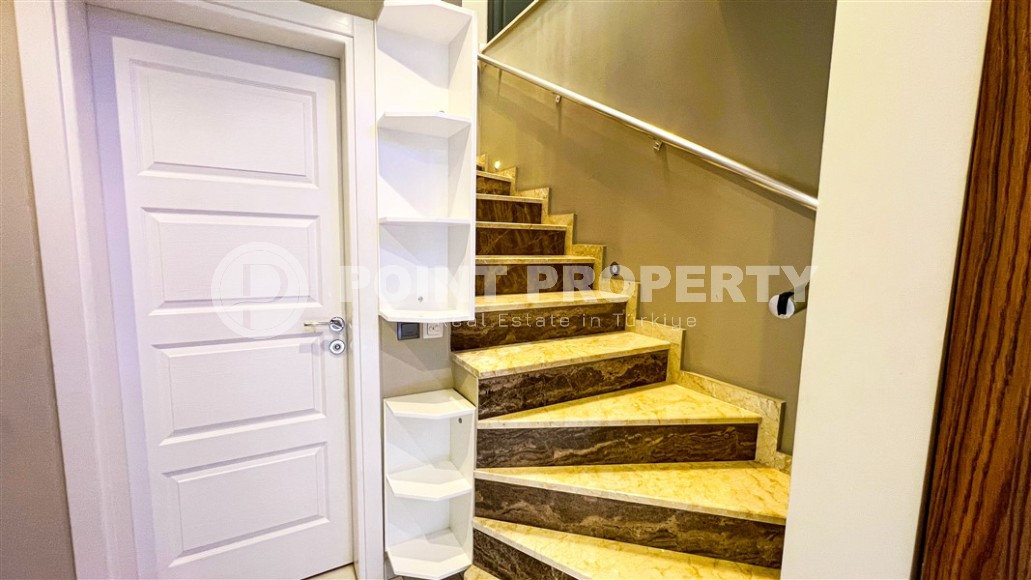 Stylish, modern apartment with comfortable high-quality furniture and the latest appliances, 850 meters from the sea, in the center of Oba district-id-6572-photo-9