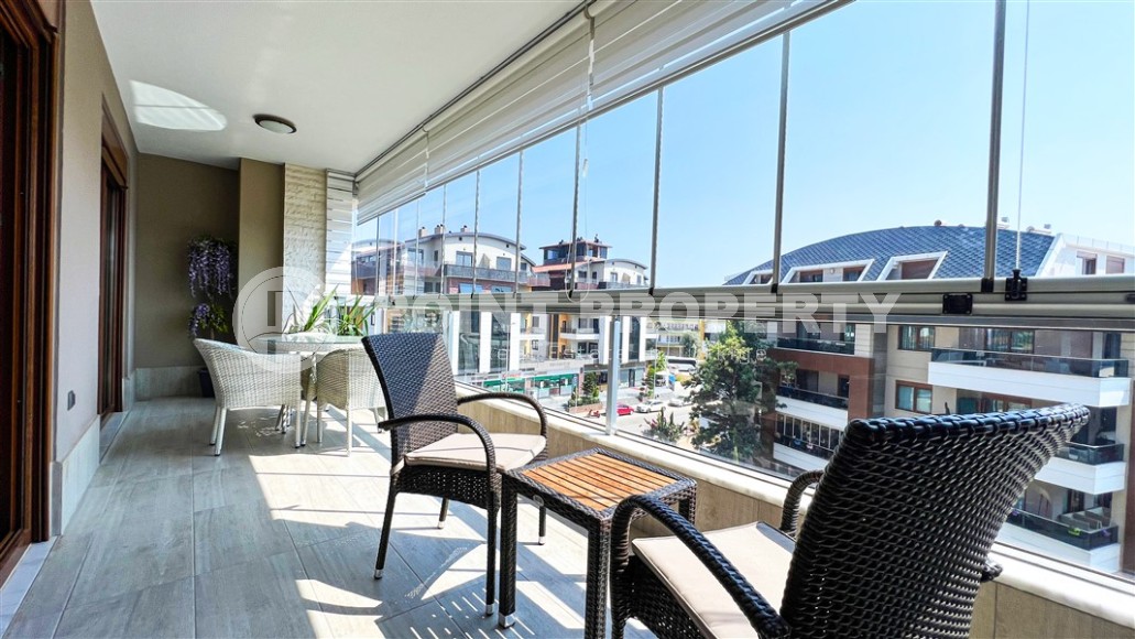 Stylish, modern apartment with comfortable high-quality furniture and the latest appliances, 850 meters from the sea, in the center of Oba district-id-6572-photo-12