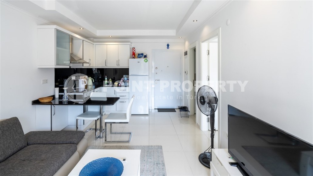 Небольшая квартира с мебелью и бытовой техникой, в 300 метрах от знаменитого пляжа Клеопатры-id-6578-фото-2