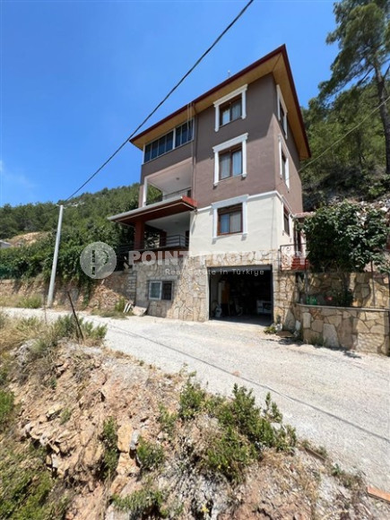 Отдельно стоящий частный дом, 5+2, 250м², в окружении гор, район Асмаджа, Аланья-id-1517-фото-35