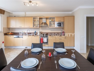 Готовая к проживанию квартира 2+1, на площади 112 м2, в центре спокойного, современного района Аланьи - Джикджилли-id-6580-фото-4