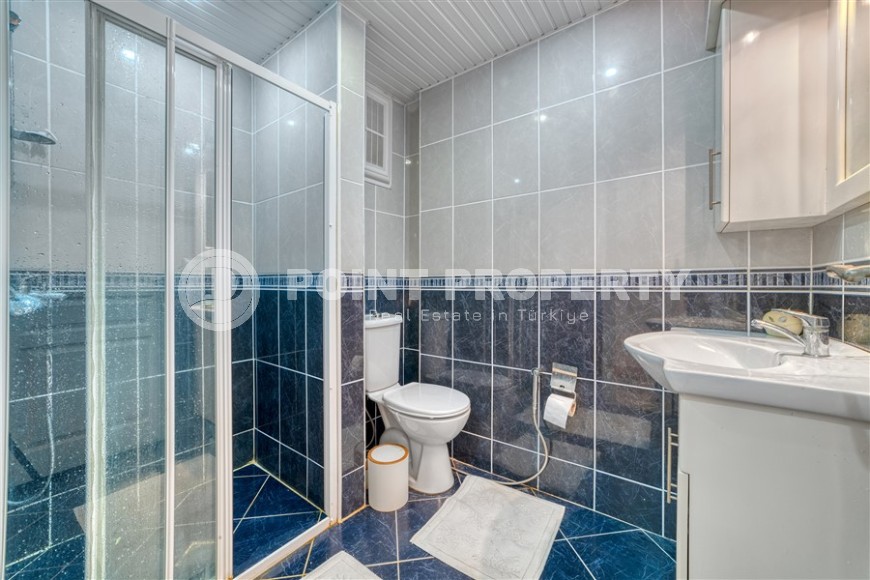 Уютная квартира с видом на море и горы, на 7-м этаже в жилом комплексе 2011 года постройки-id-6581-фото-13