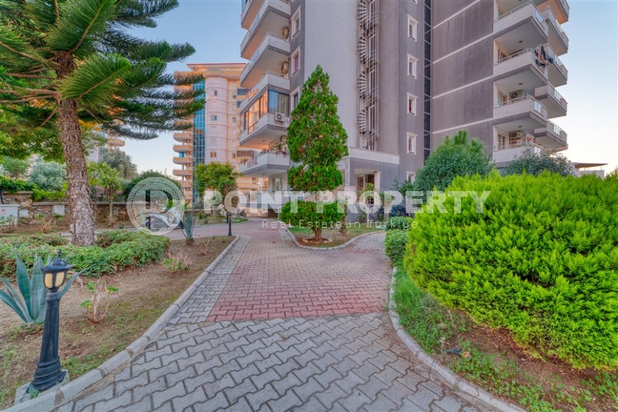 Уютная квартира с видом на море и горы, на 7-м этаже в жилом комплексе 2011 года постройки-id-6581-фото-23