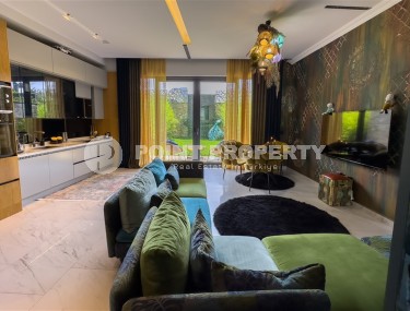 Stylish duplex with designer renovation, on the first line from the sea, in the prestigious area of Alanya - Kargicak-id-6583-photo-1