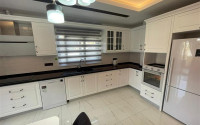 Three bedroom apartment, 151m², with mountain views in the center of Alanya, 800m from the sea-id-1519-photo-4