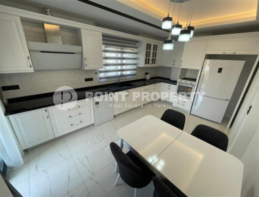 Three bedroom apartment, 151m², with mountain views in the center of Alanya, 800m from the sea-id-1519-photo-5