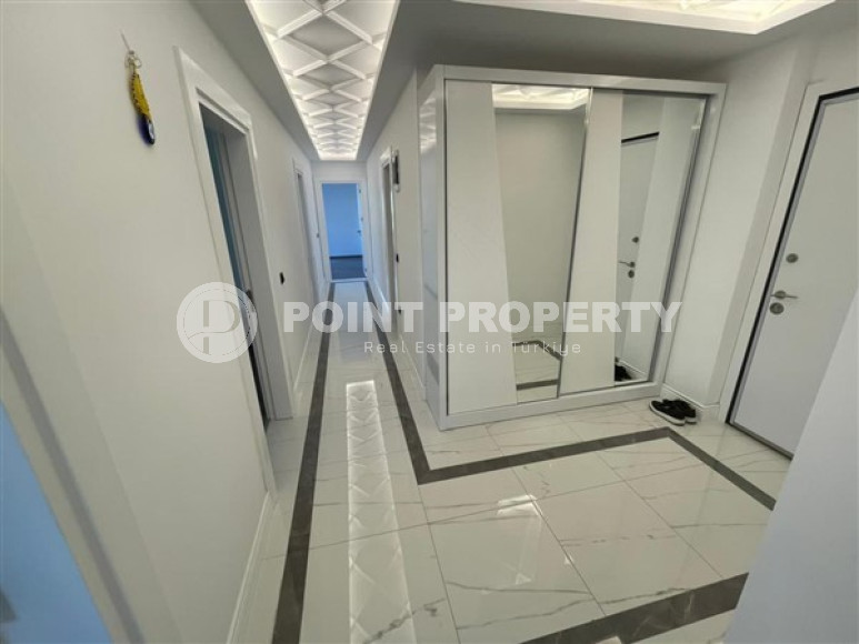 Three bedroom apartment, 151m², with mountain views in the center of Alanya, 800m from the sea-id-1519-photo-7