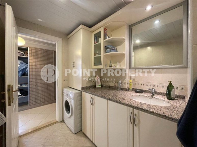 Просторная квартира c мебелью и бытовой техникой, на 4-м этаже в доме 2007 года постройки, в 300 метрах от моря-id-6603-фото-9