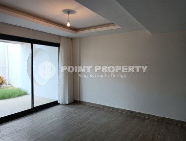 Small new apartment with a private garden in a modern area of Alanya - Mahmutlar-id-6604-photo-4