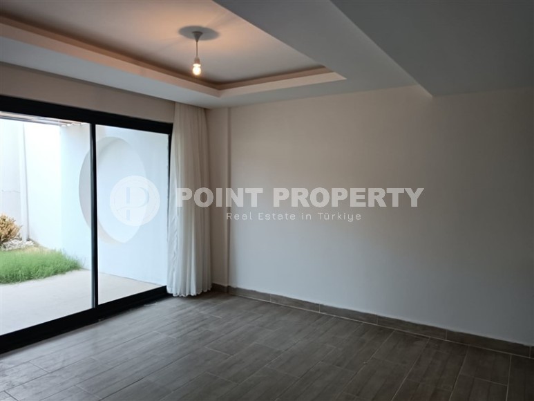 Небольшая новая квартира с собственным садом, в современном районе Аланьи - Махмутлар-id-6604-фото-4