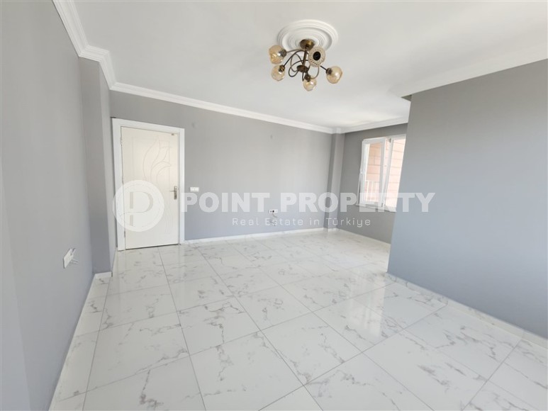 Просторная квартира с большой открытой террасой, на 8-м этаже с мансардой, в 800 метрах от моря-id-6606-фото-4