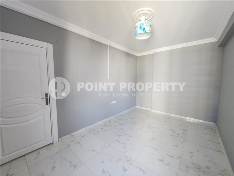 Просторная квартира с большой открытой террасой, на 8-м этаже с мансардой, в 800 метрах от моря-id-6606-фото-7