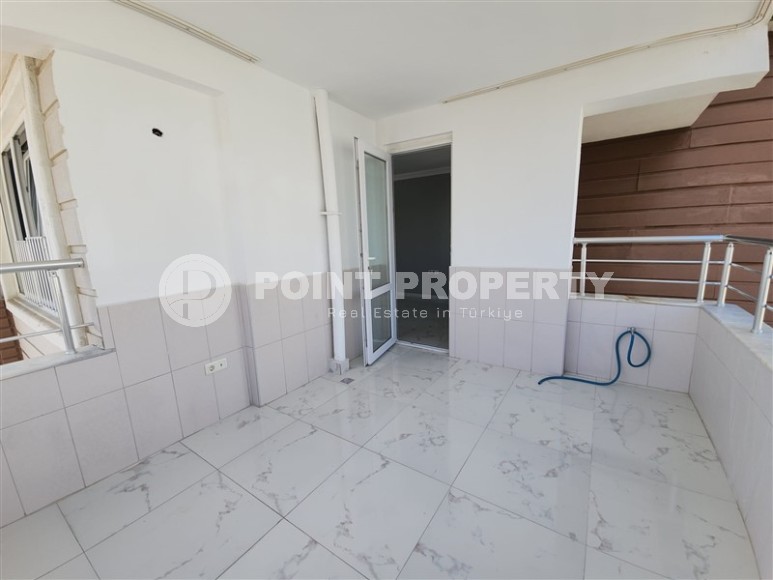 Просторная квартира с большой открытой террасой, на 8-м этаже с мансардой, в 800 метрах от моря-id-6606-фото-15