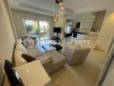 Двухуровневая квартира с собственным садом, в престижном районе Аланьи - Кестель-id-6612-фото-3