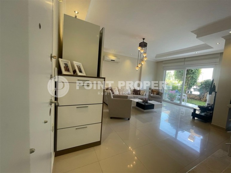 Двухуровневая квартира с собственным садом, в престижном районе Аланьи - Кестель-id-6612-фото-4