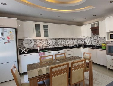 Large two-level apartment on the 5th floor with an attic, 1200 meters from the sea-id-6614-photo-3