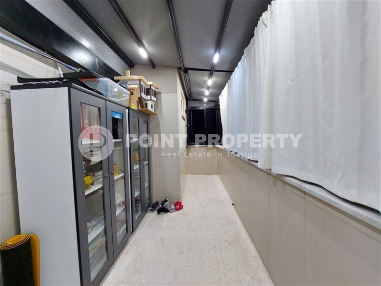 Large two-level apartment on the 5th floor with an attic, 1200 meters from the sea-id-6614-photo-20