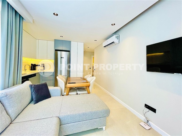 Stylish apartment with modern design, in a new residential complex, in the center of Alanya-id-6619-photo-3