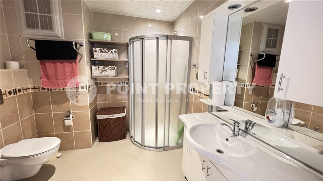 Уютная квартира с видом на море и горы, в центре спокойного района Аланьи - Тосмур-id-6622-фото-7