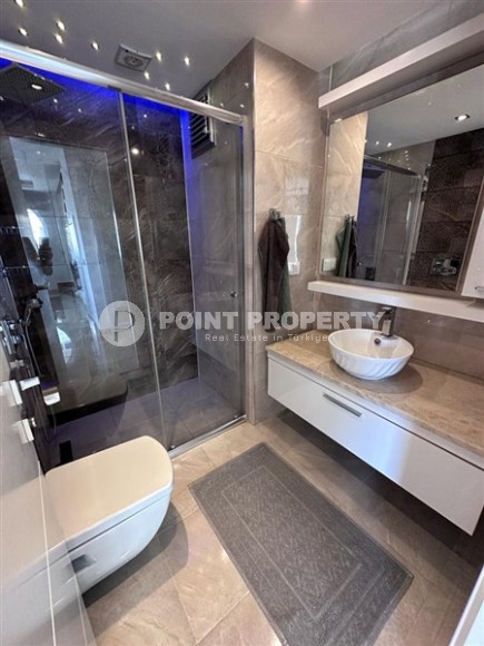 Panoramic two-level apartment on the 5th floor with an attic, in a residence built in 2015, 500 meters from Cleopatra Beach-id-6626-photo-10