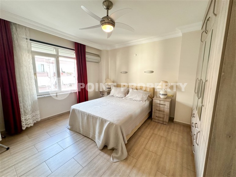 Spacious 3+1 apartment with two glazed balconies, on the 5th floor, in the center of Alanya-id-6627-photo-9