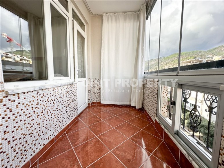 Spacious 3+1 apartment with two glazed balconies, on the 5th floor, in the center of Alanya-id-6627-photo-17