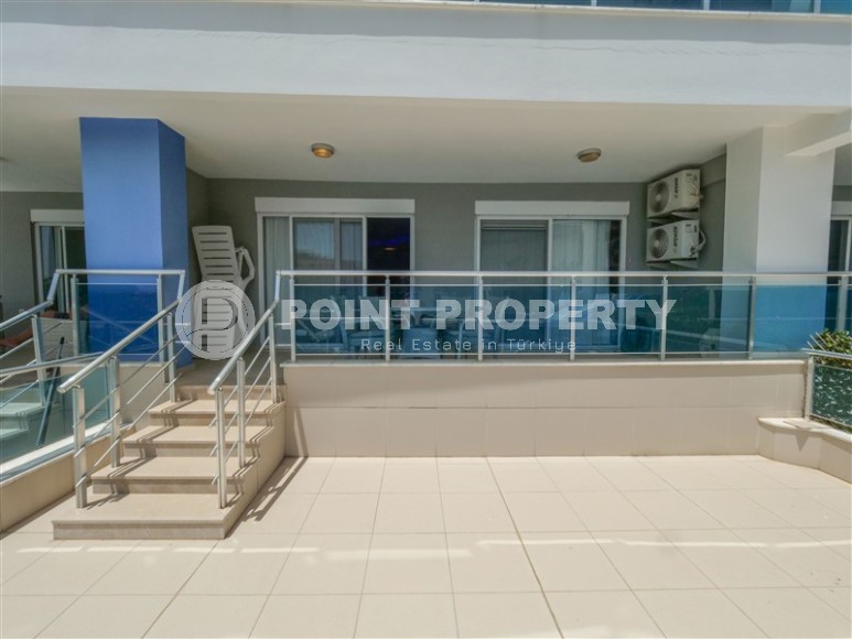 Современная квартира с просторной открытой террасой, на 1-м этаже в комфортабельном жилом комплексе, с богатой внутренней инфраструктурой-id-6628-фото-9