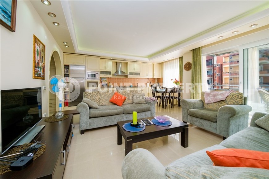 Светлая, уютная квартира 2+1, общей площадью 110 м2, на 3-м этаже в благоустроенном жилом комплексе, в центре района Махмутлар-id-6629-фото-1