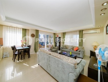 Bright, comfortable apartment 2+1, with a total area of 110 m2, on the 3rd floor in a comfortable residential complex, in the center of Mahmutlar district-id-6629-photo-2