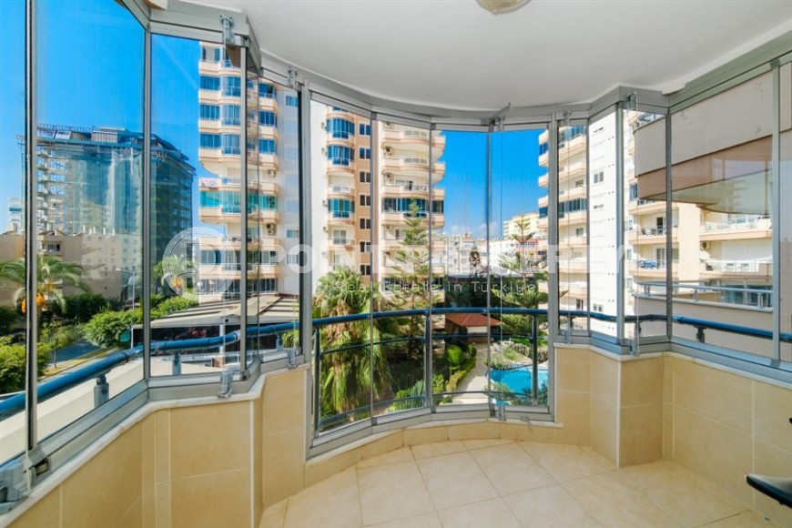 Bright, comfortable apartment 2+1, with a total area of 110 m2, on the 3rd floor in a comfortable residential complex, in the center of Mahmutlar district-id-6629-photo-11