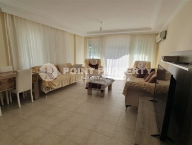 Well-maintained, furnished apartment 2+1, on an area of 130 m2, in the center of a calm, well-kept area of Alanya - Mahmutlar-id-6630-photo-2