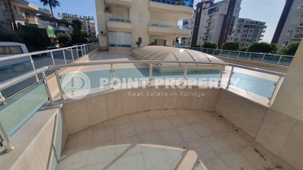 Well-maintained, furnished apartment 2+1, on an area of 130 m2, in the center of a calm, well-kept area of Alanya - Mahmutlar-id-6630-photo-12