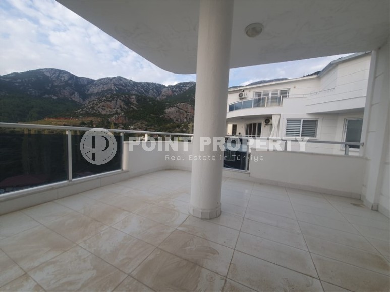 Большая двухуровневая квартира с панорамным видом на море и горы, в современном районе Аланьи - Махмутлар-id-6638-фото-16