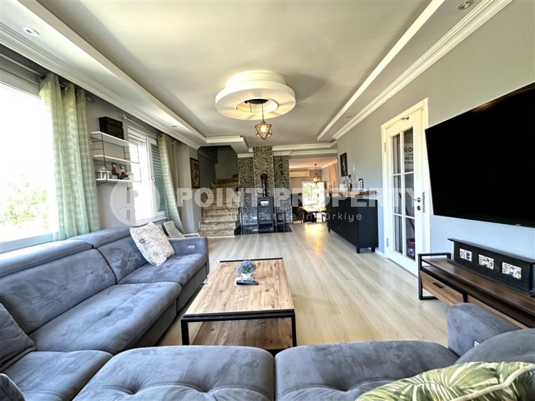 Большая двухэтажная вилла с двумя отдельными входами, с возможностью оформить гражданство Турции-id-6642-фото-3