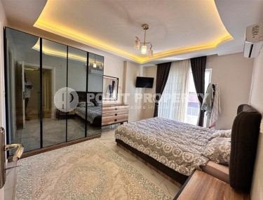 Large two-level apartment 5+1, on an area of 220 m2, in a residential complex built in 2017, in the center of Mahmutlar district-id-6644-photo-4