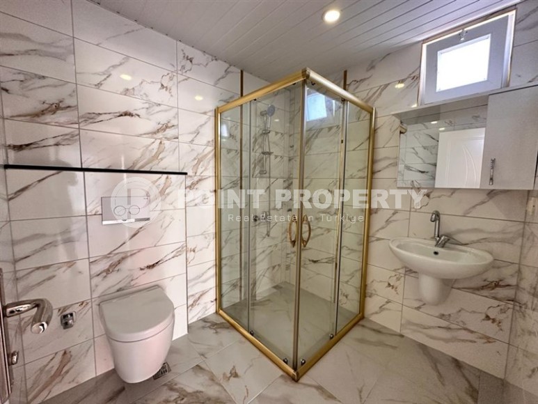 Large two-level apartment 5+1, on an area of 220 m2, in a residential complex built in 2017, in the center of Mahmutlar district-id-6644-photo-12