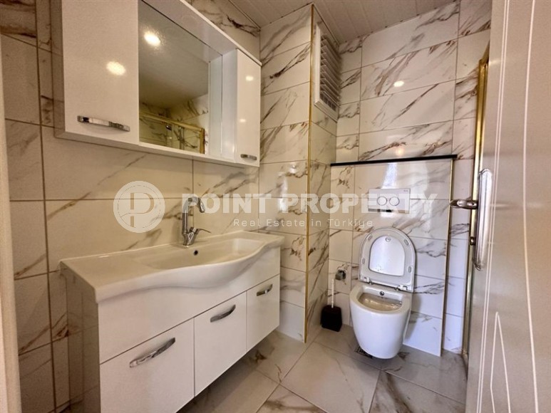 Large two-level apartment 5+1, on an area of 220 m2, in a residential complex built in 2017, in the center of Mahmutlar district-id-6644-photo-16