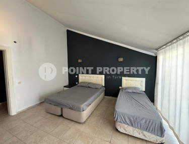 Меблированная двухуровневая квартира 3+1, общей площадью 145 м2, в центре современного района Аланьи - Нижняя Оба-id-6645-фото-5