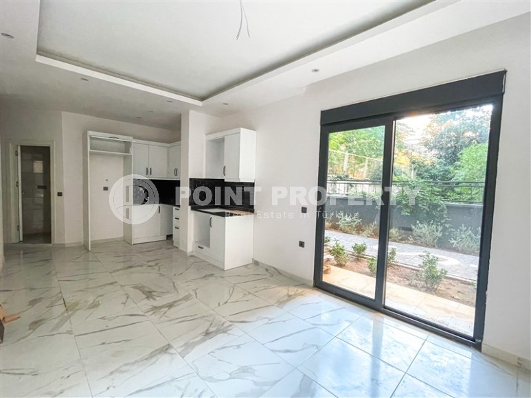 New apartment with a private garden and terrace, on the 1st floor, 100 meters from the sea-id-6647-photo-3