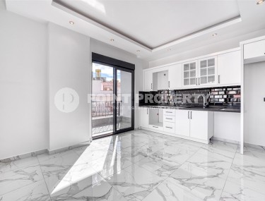Stylish apartment with high-quality finishing, 1300 meters from the sea, in the center of Alanya-id-6651-photo-2