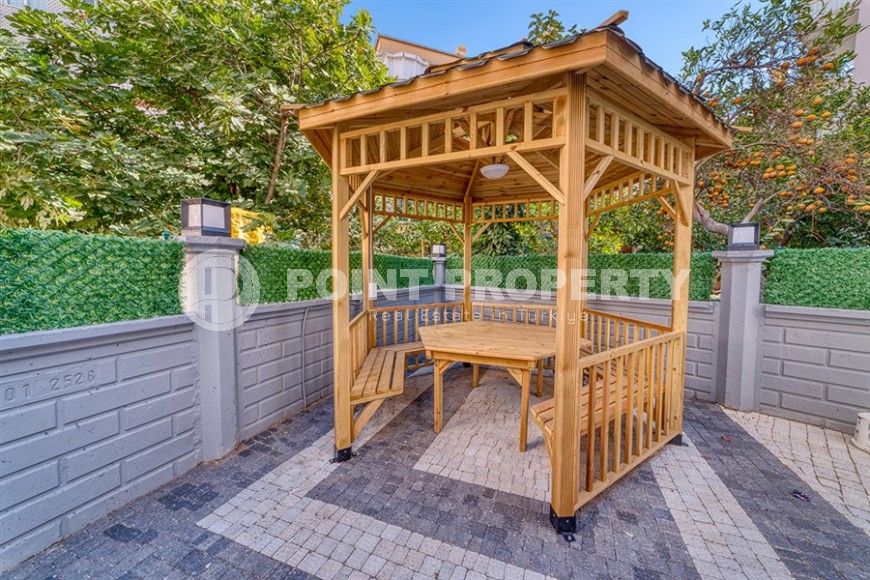 Стильная квартира с качественной чистовой отделкой, в 1300 метрах от моря, в центре Аланьи-id-6651-фото-13