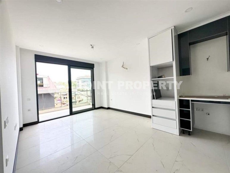 Небольшая новая квартира с чистовой отделкой, в комфортабельном жилом комплексе, в 500 метрах от моря-id-6658-фото-3